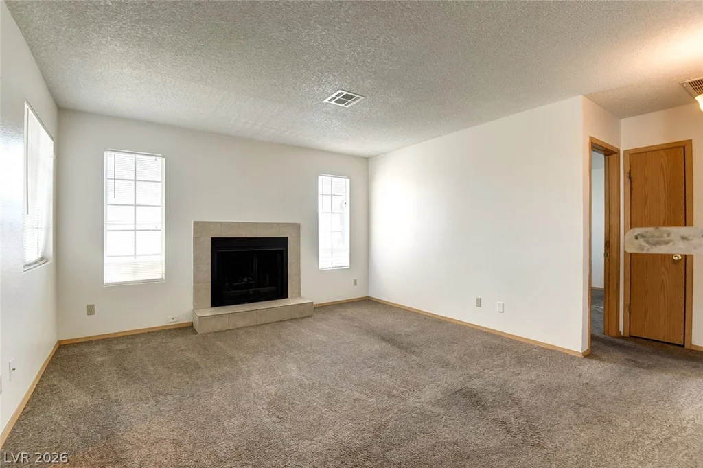 2777 Aarondavid, Las Vegas, NV 89121