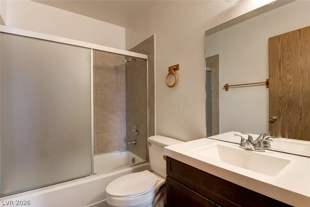 2777 Aarondavid, Las Vegas, NV 89121
