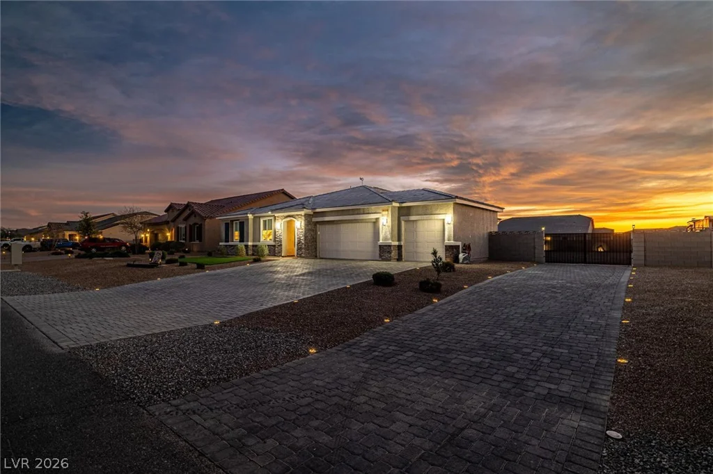 6350 Sundance, Pahrump, NV 89061