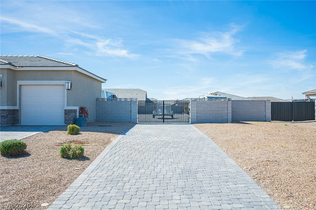 6350 Sundance, Pahrump, NV 89061