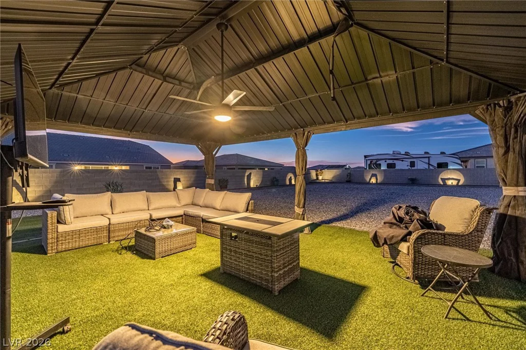 6350 Sundance, Pahrump, NV 89061