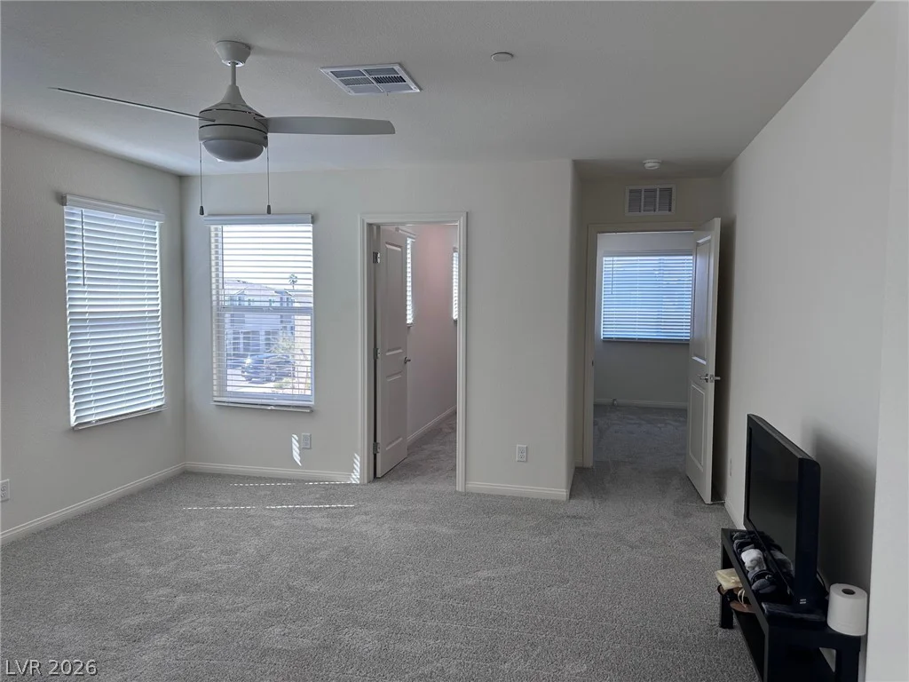 5637 Thunder Blue, Las Vegas, NV 89122