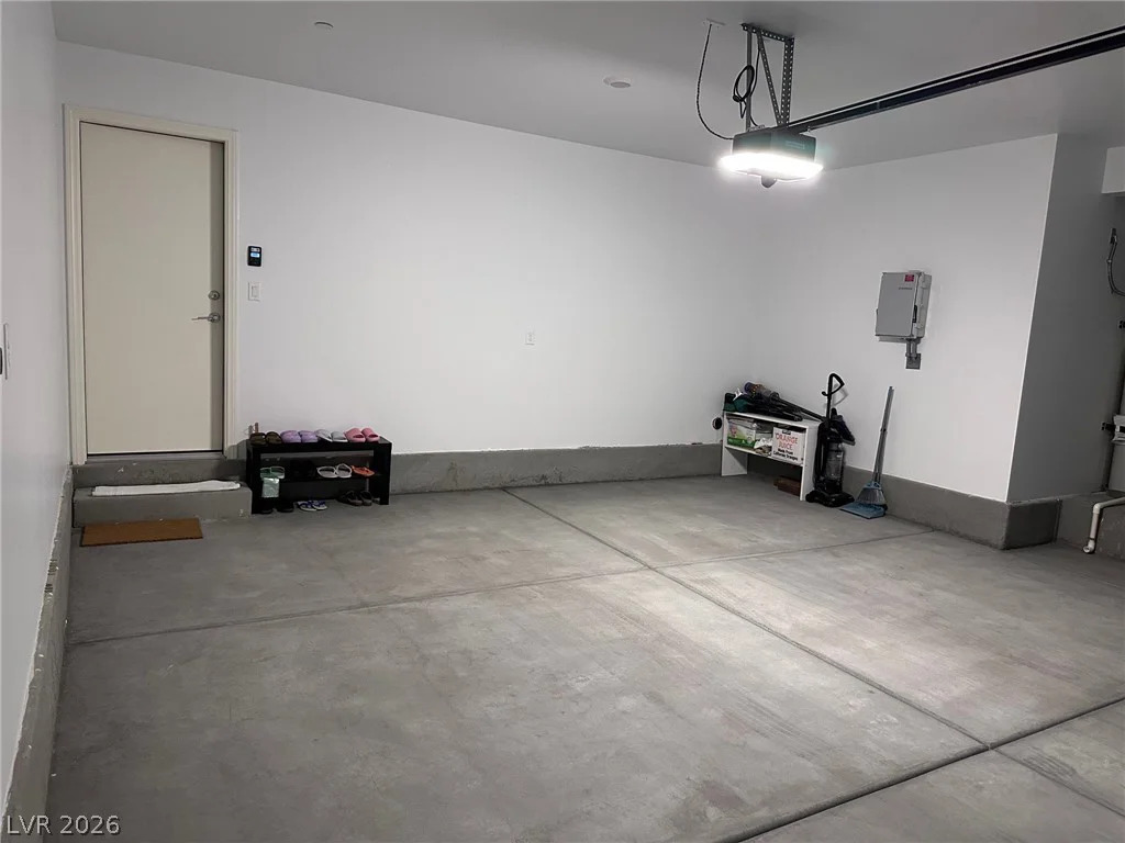 5637 Thunder Blue, Las Vegas, NV 89122