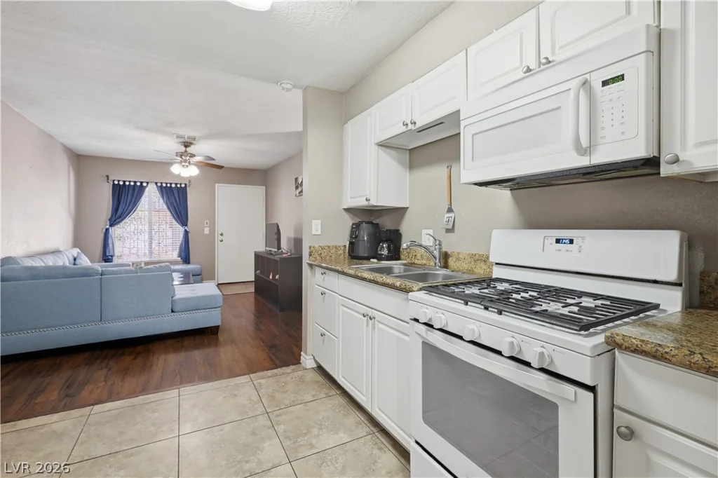 3936 Voxna, Las Vegas, NV 89119