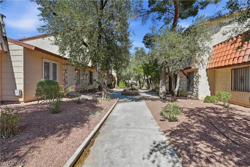 3936 Voxna, Las Vegas, NV 89119
