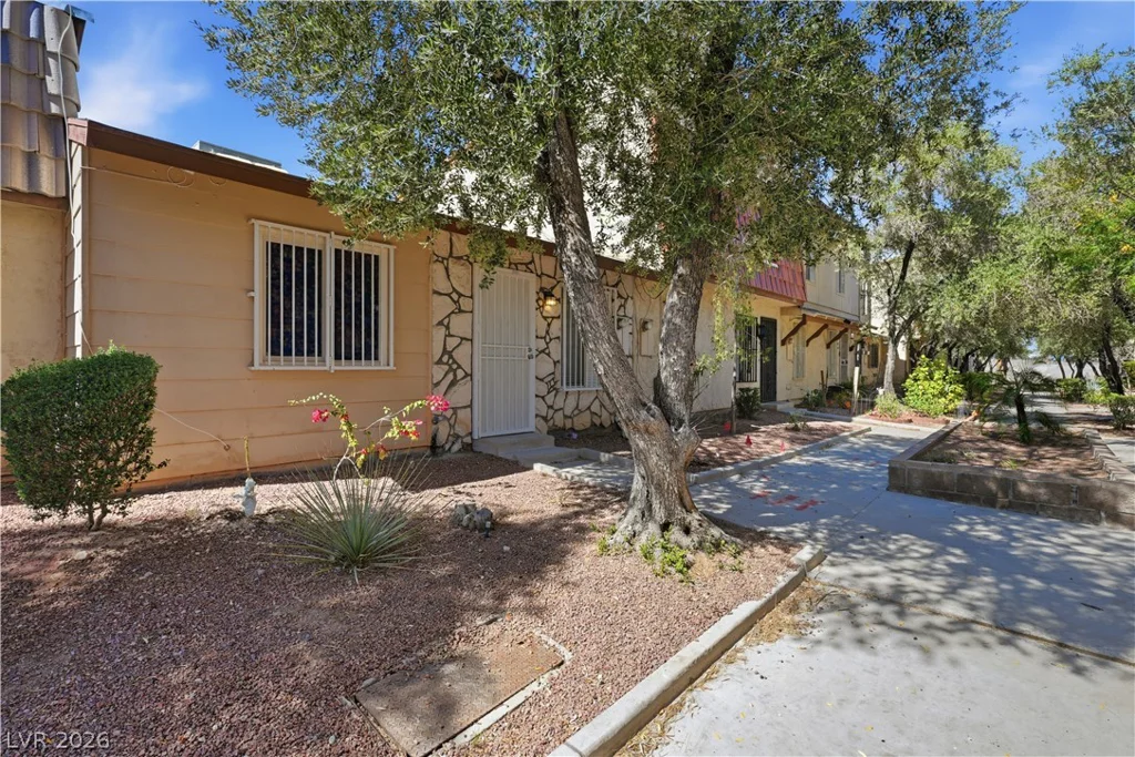 3936 Voxna, Las Vegas, NV 89119