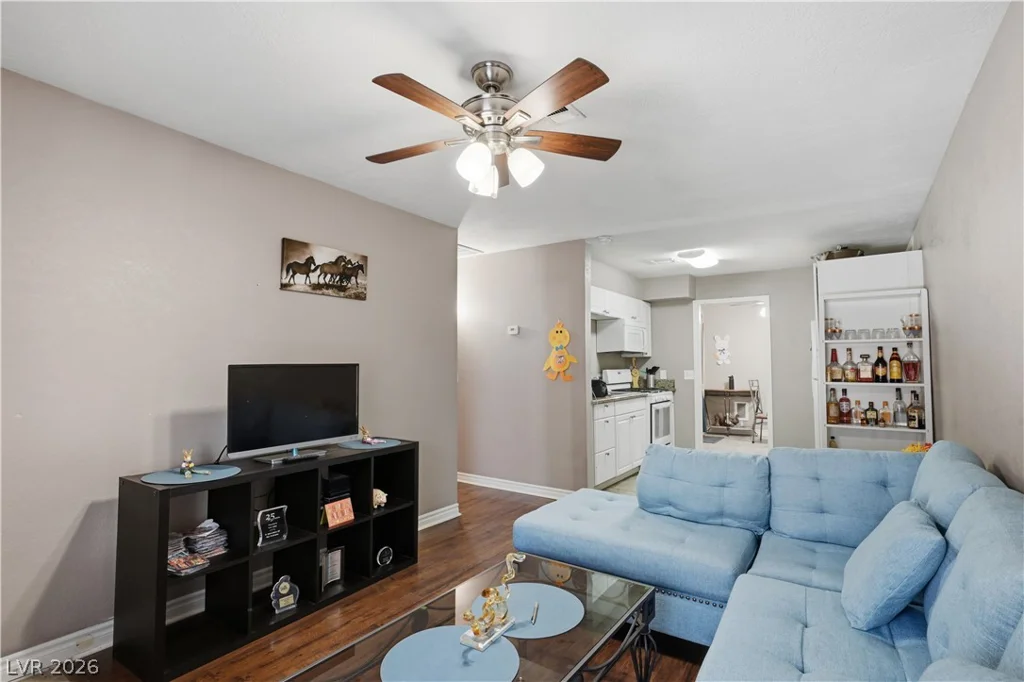 3936 Voxna, Las Vegas, NV 89119