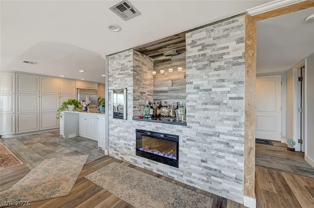 3111 Bel Air, Las Vegas, NV 89109