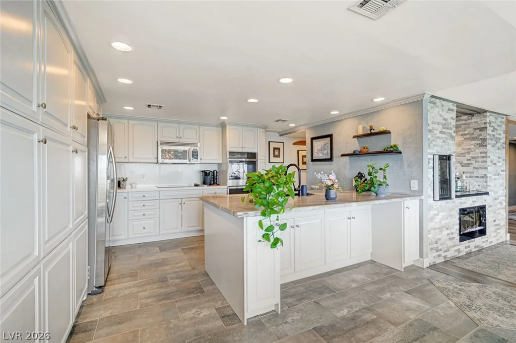 3111 Bel Air, Las Vegas, NV 89109