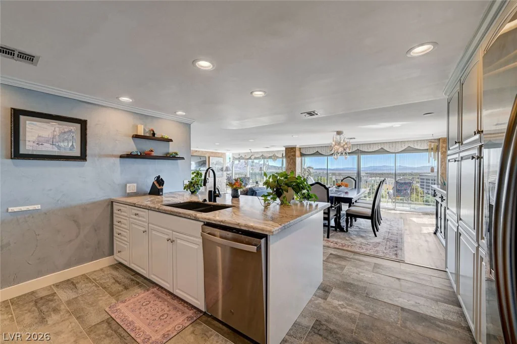 3111 Bel Air, Las Vegas, NV 89109
