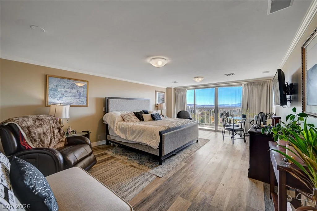 3111 Bel Air, Las Vegas, NV 89109