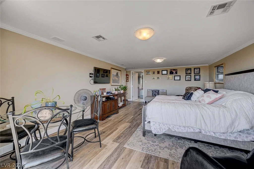 3111 Bel Air, Las Vegas, NV 89109