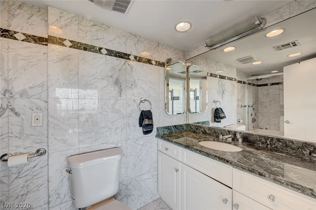 3111 Bel Air, Las Vegas, NV 89109