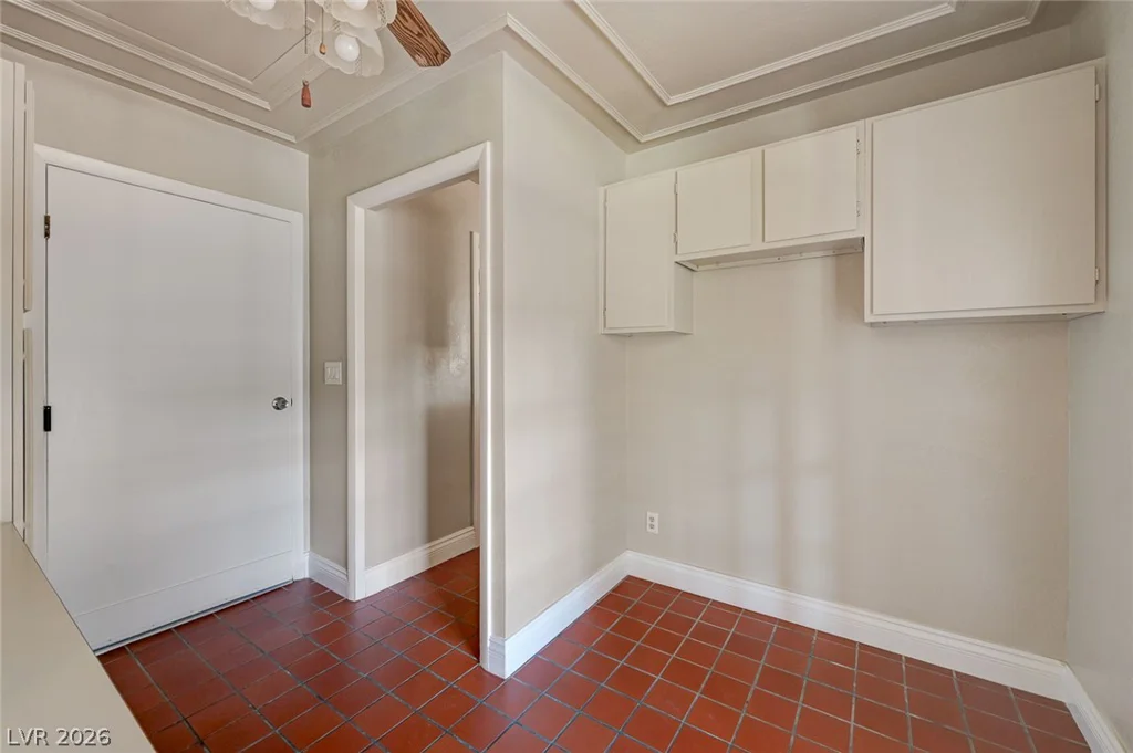 7145 Rogers, Las Vegas, NV 89118
