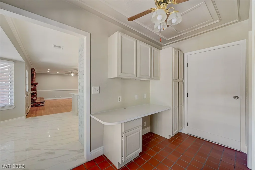 7145 Rogers, Las Vegas, NV 89118
