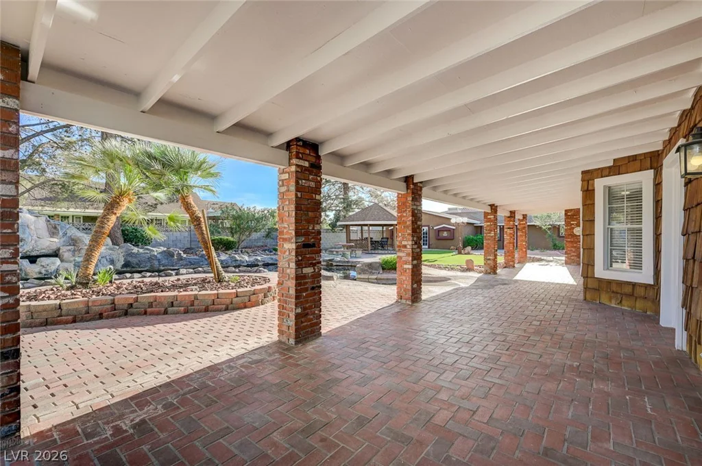 7145 Rogers, Las Vegas, NV 89118