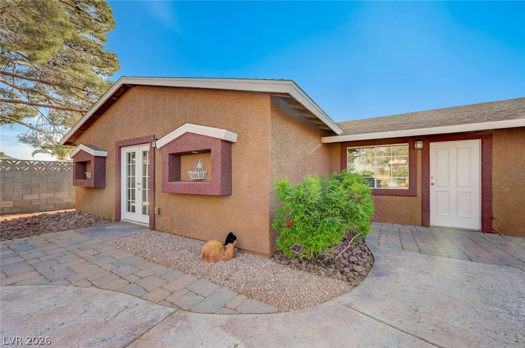 7145 Rogers, Las Vegas, NV 89118
