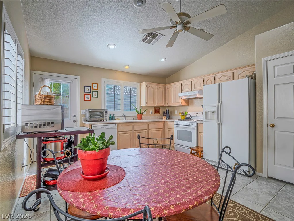 931 Horsethief Ranch, Las Vegas, NV 89123