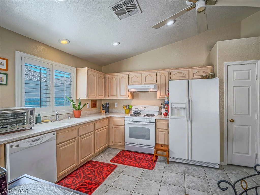 931 Horsethief Ranch, Las Vegas, NV 89123