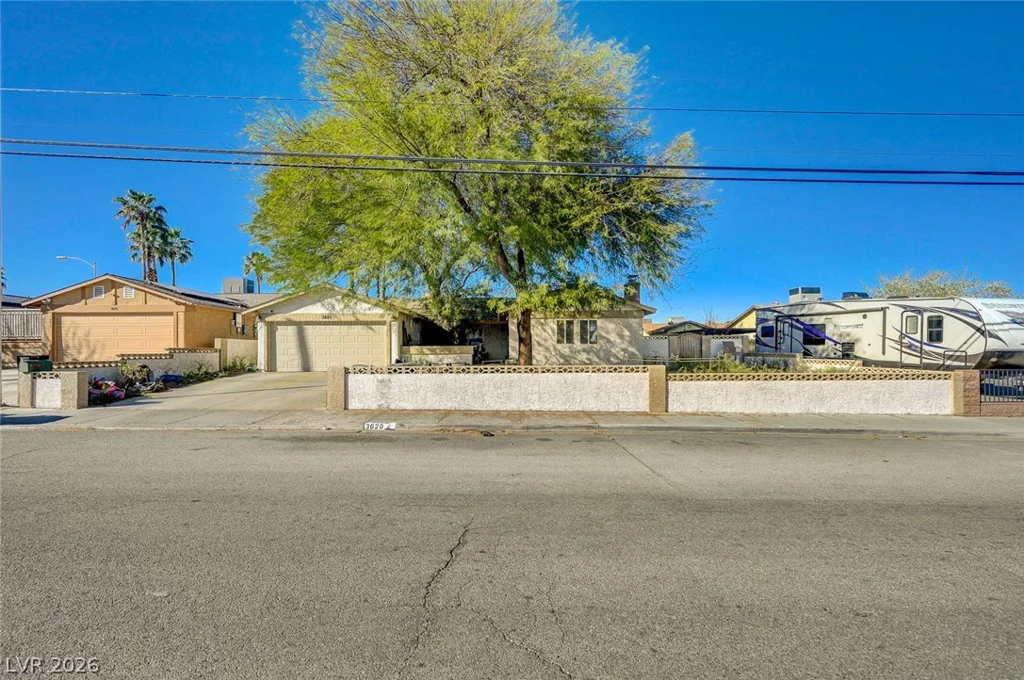 3620 Rawhide, Las Vegas, NV 89120