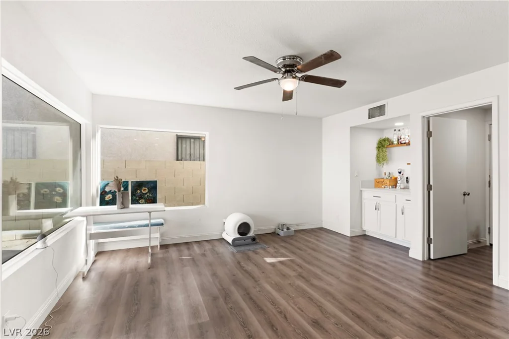 4870 Montara, Las Vegas, NV 89121