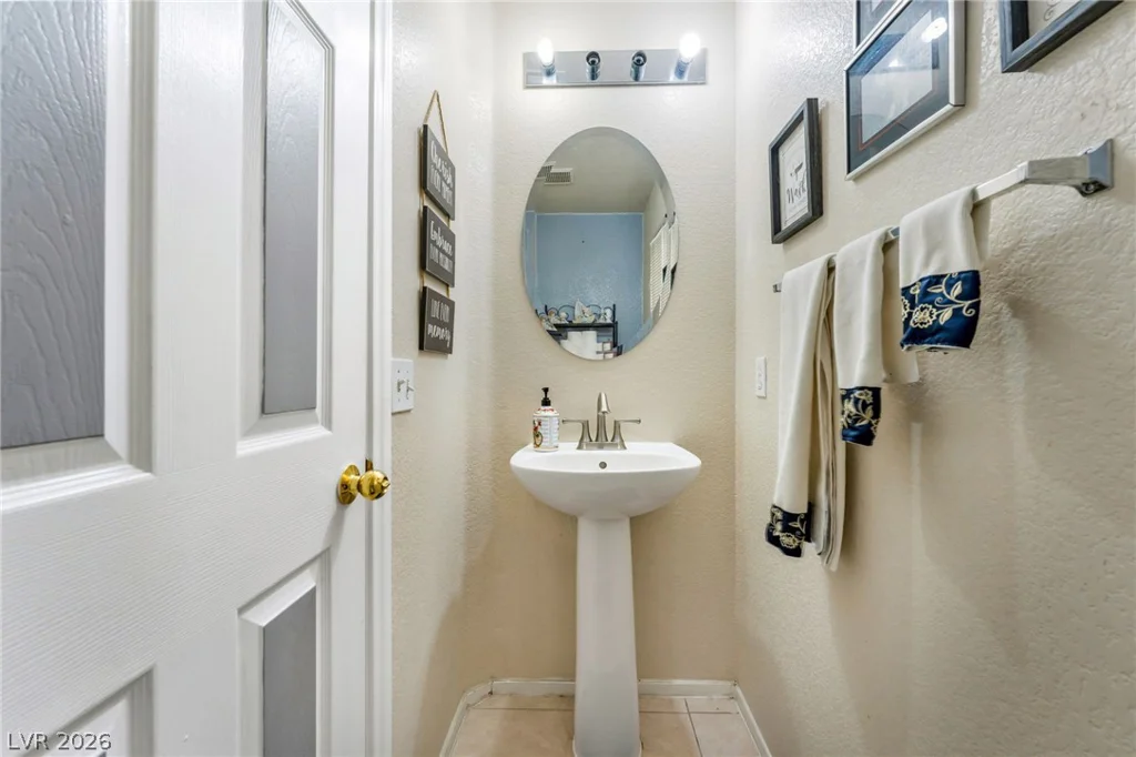 4803 Leadership, North Las Vegas, NV 89031