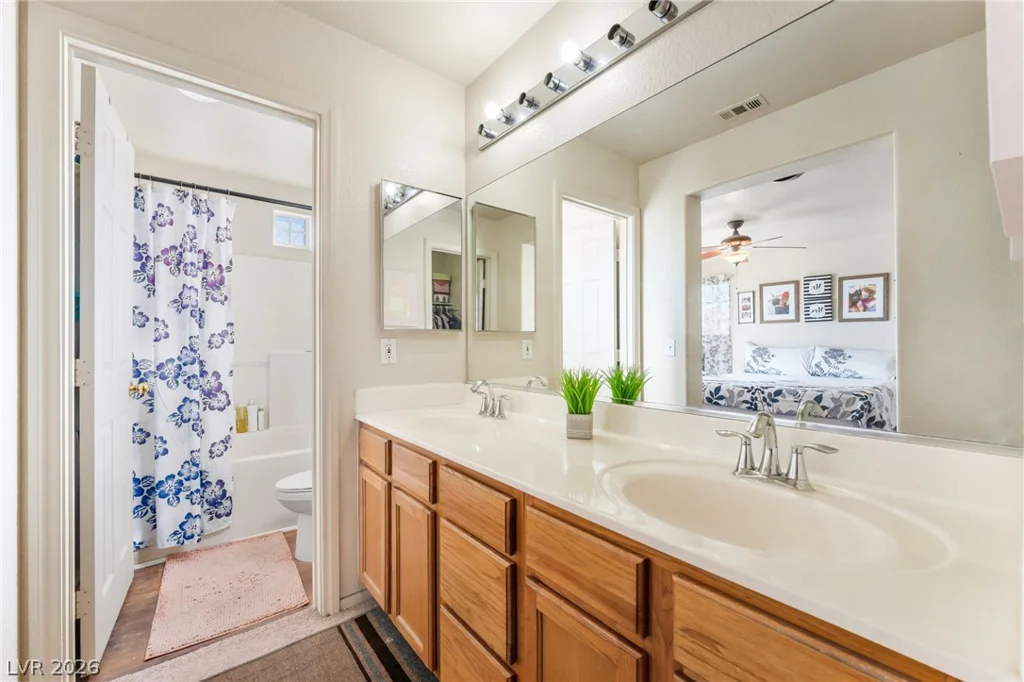 4803 Leadership, North Las Vegas, NV 89031