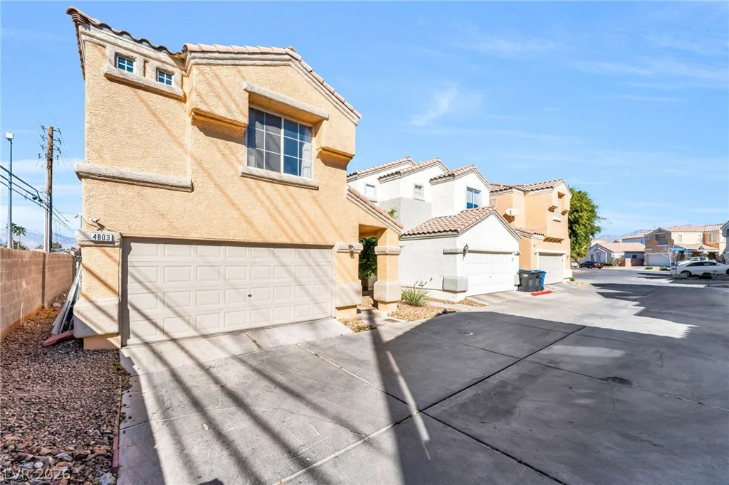 4803 Leadership, North Las Vegas, NV 89031