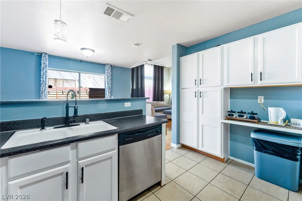 4803 Leadership, North Las Vegas, NV 89031