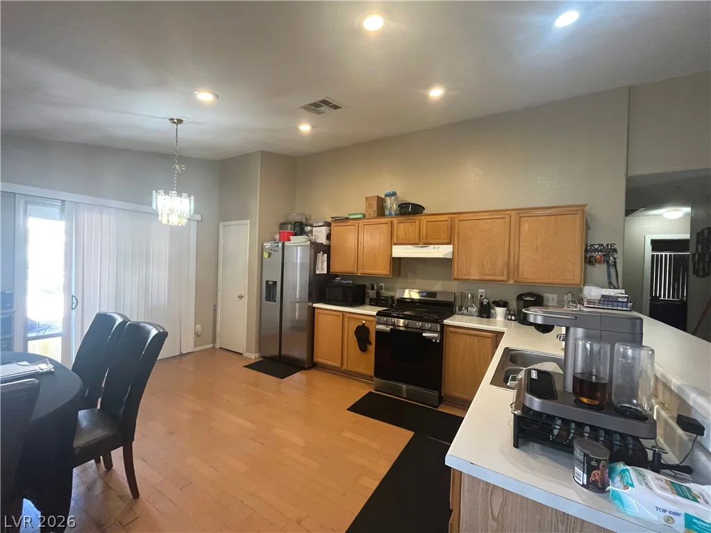 2828 Woodland Park, North Las Vegas, NV 89086