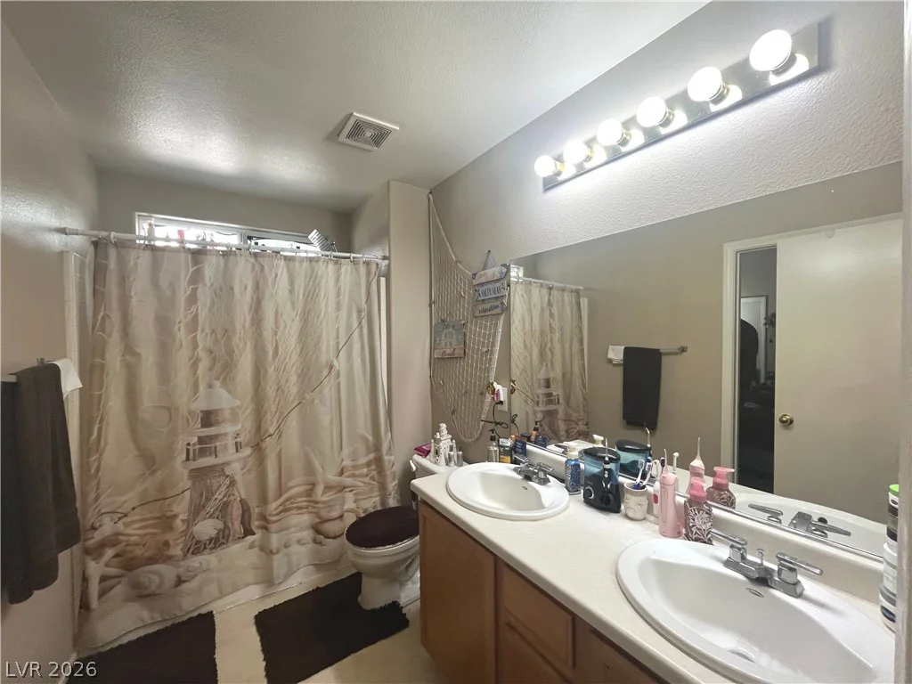 2828 Woodland Park, North Las Vegas, NV 89086