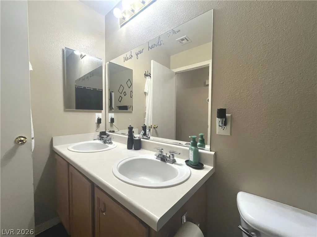 2828 Woodland Park, North Las Vegas, NV 89086
