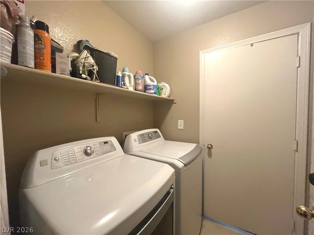 2828 Woodland Park, North Las Vegas, NV 89086