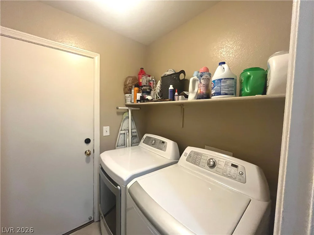 2828 Woodland Park, North Las Vegas, NV 89086
