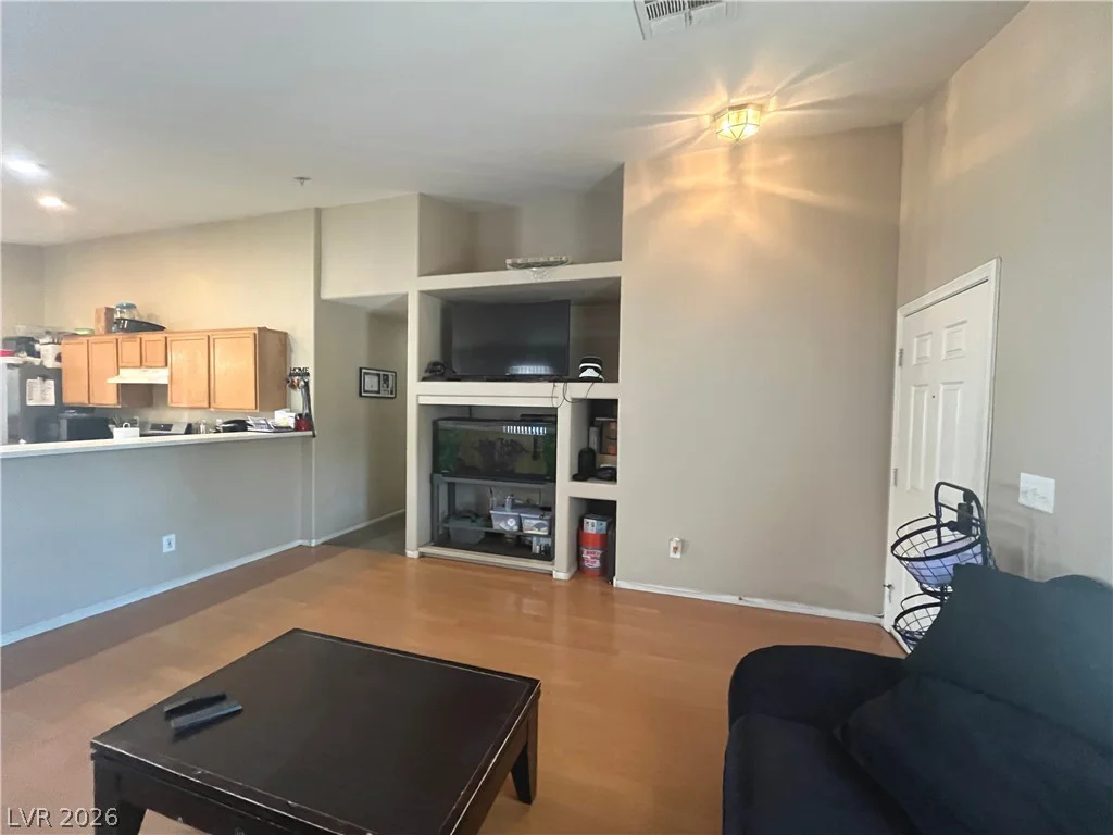 2828 Woodland Park, North Las Vegas, NV 89086