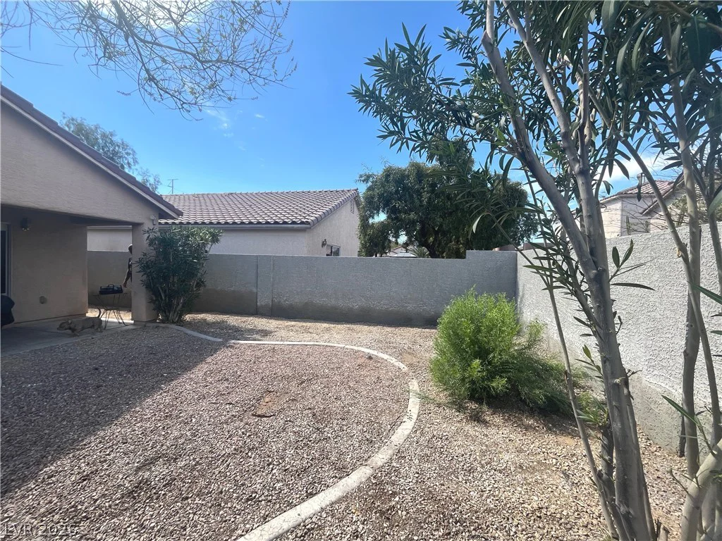 2828 Woodland Park, North Las Vegas, NV 89086