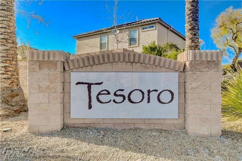 2828 Woodland Park, North Las Vegas, NV 89086