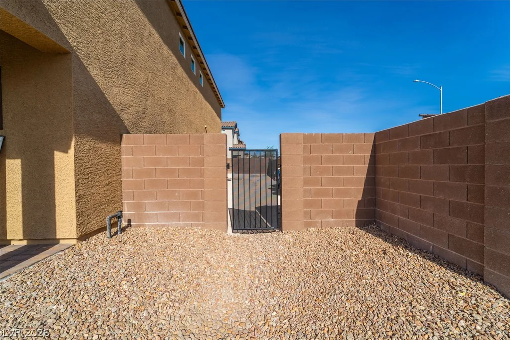 7711 Duran Harbor, North Las Vegas, NV 89084