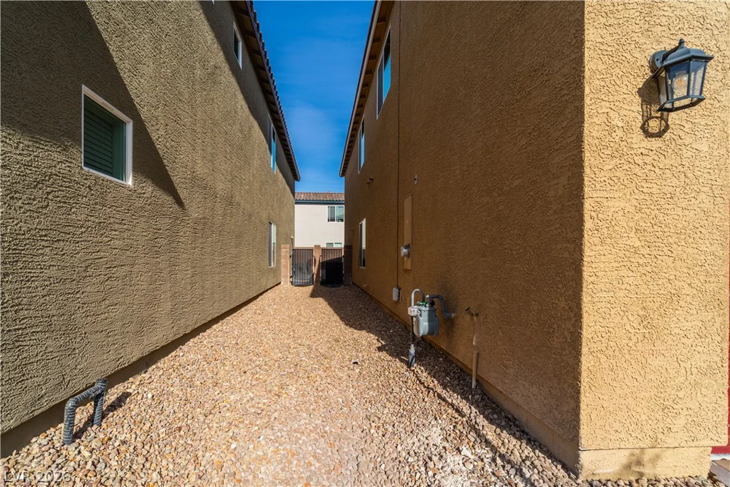 7711 Duran Harbor, North Las Vegas, NV 89084