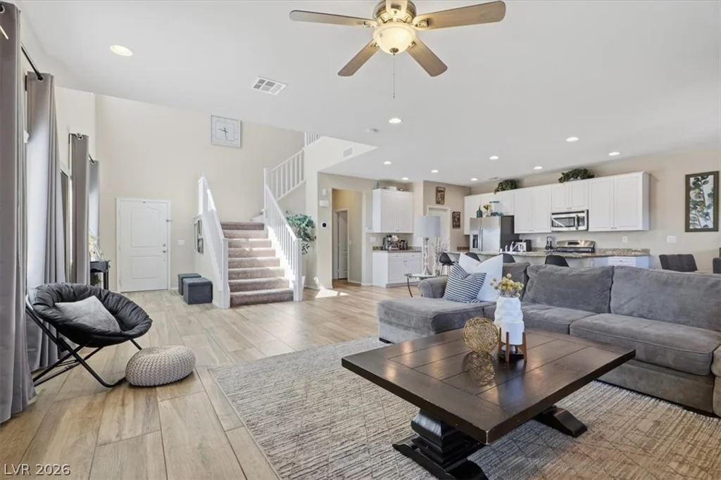 7656 Albright Peak, Las Vegas, NV 89166
