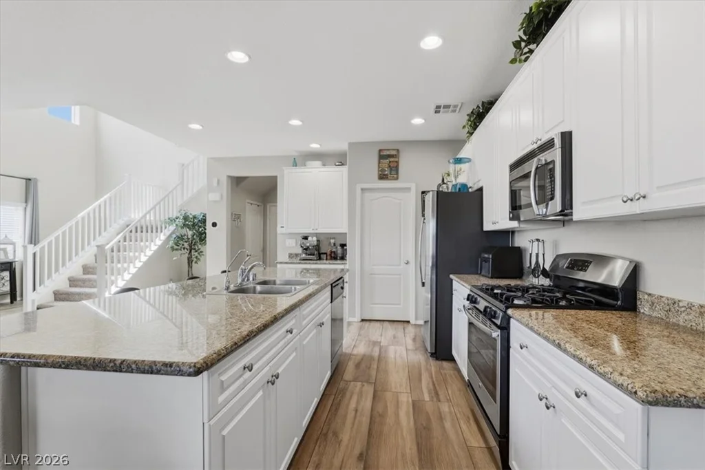 7656 Albright Peak, Las Vegas, NV 89166