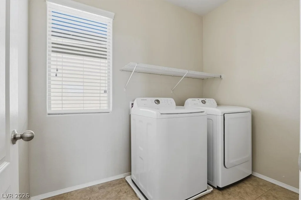 7656 Albright Peak, Las Vegas, NV 89166