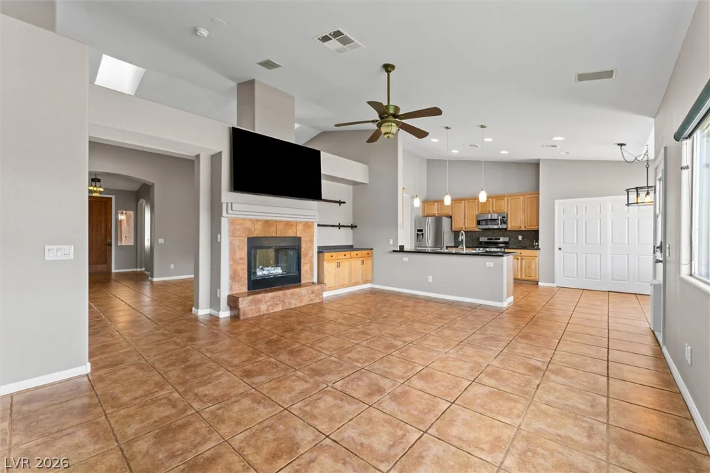5657 New Seabury, Las Vegas, NV 89122