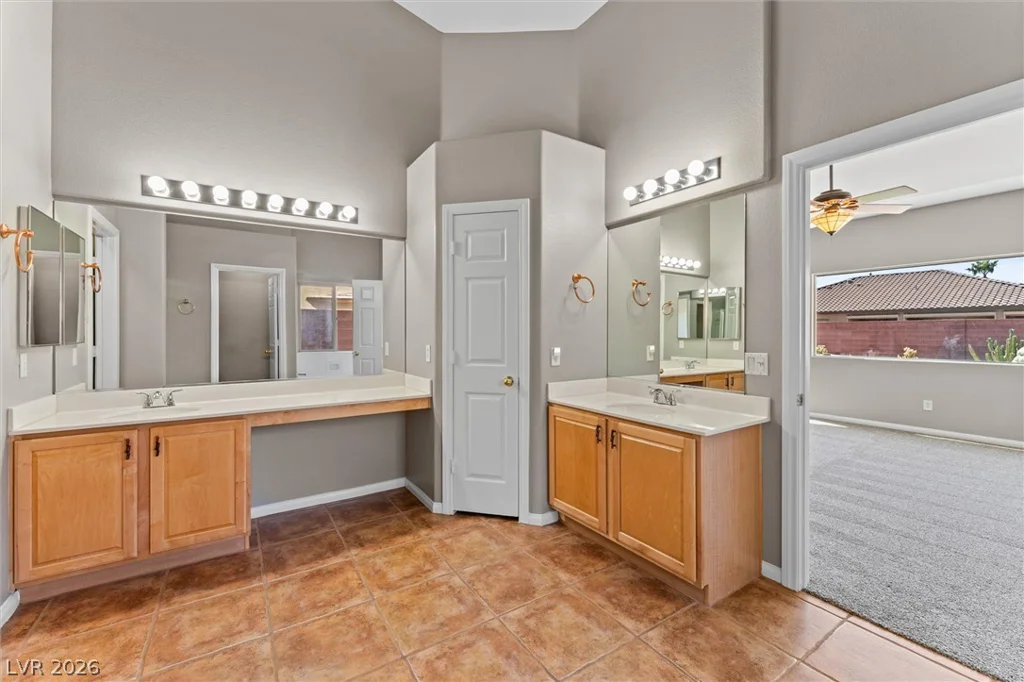 5657 New Seabury, Las Vegas, NV 89122