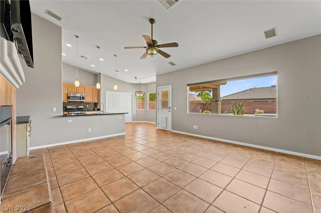 5657 New Seabury, Las Vegas, NV 89122