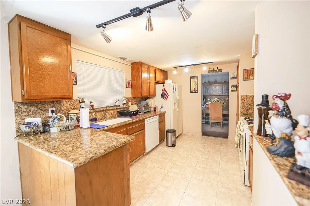 2919 Saint Helena, Las Vegas, NV 89121
