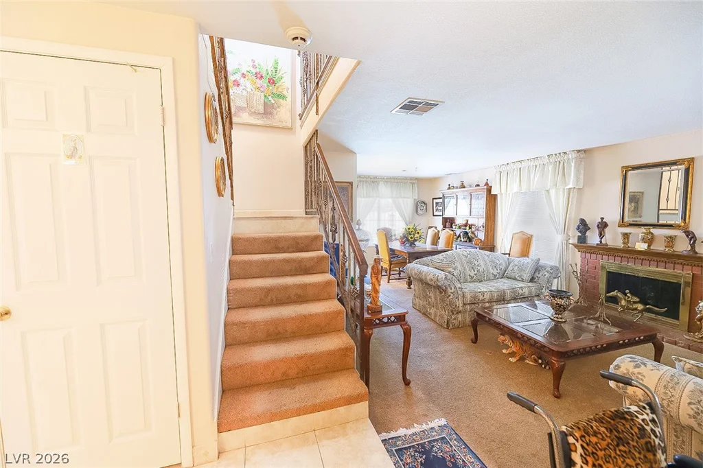 2919 Saint Helena, Las Vegas, NV 89121