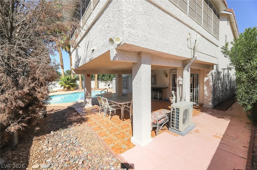 2919 Saint Helena, Las Vegas, NV 89121