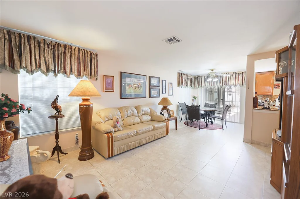 2919 Saint Helena, Las Vegas, NV 89121
