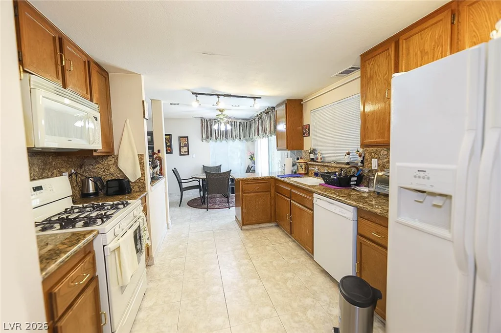 2919 Saint Helena, Las Vegas, NV 89121